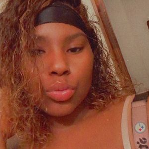 Meet your Posher, Monalisa